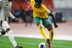 华体会皇马赞助商-澳大利亚队突破世界纪录夺得接力冠军