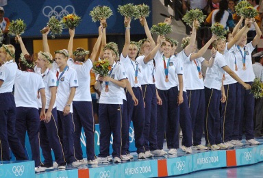 乌克兰运动员突围成功,冲击铜牌 乌克兰运动员突围成功,冲击铜牌