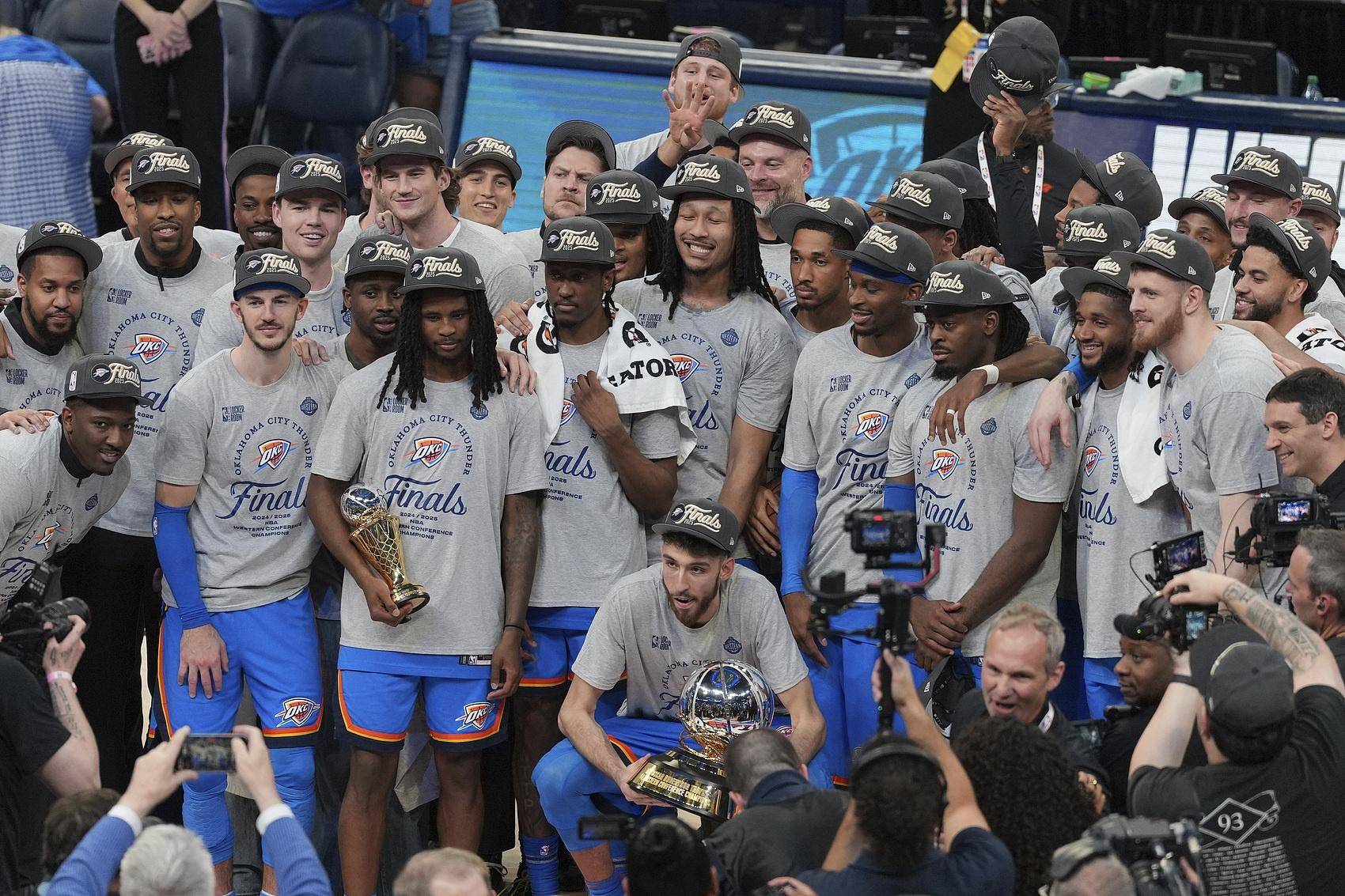 开拓者队夺得西部冠军，晋级总决赛