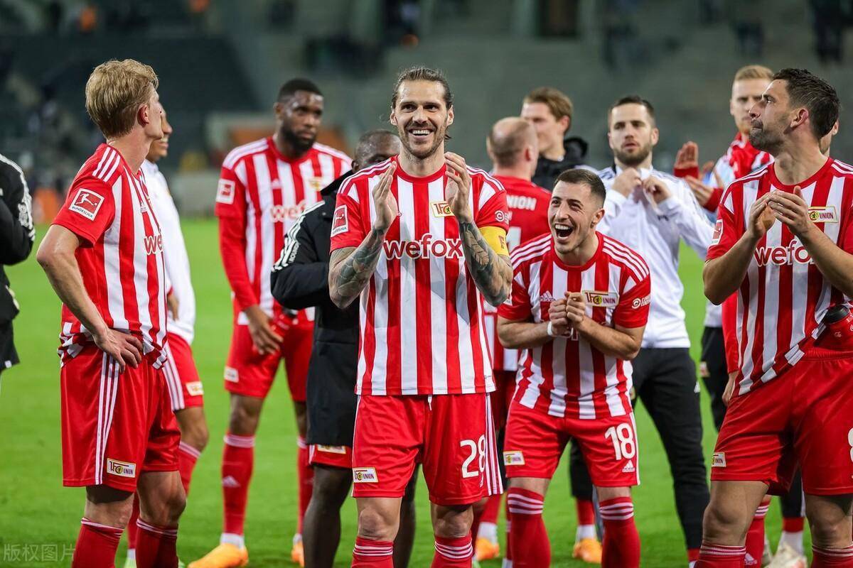 青年人横扫罗马主场连胜让球队稳稳占据联赛榜首的简单介绍 青年人横扫罗马主场连胜让球队稳稳占据联赛榜首的简单介绍