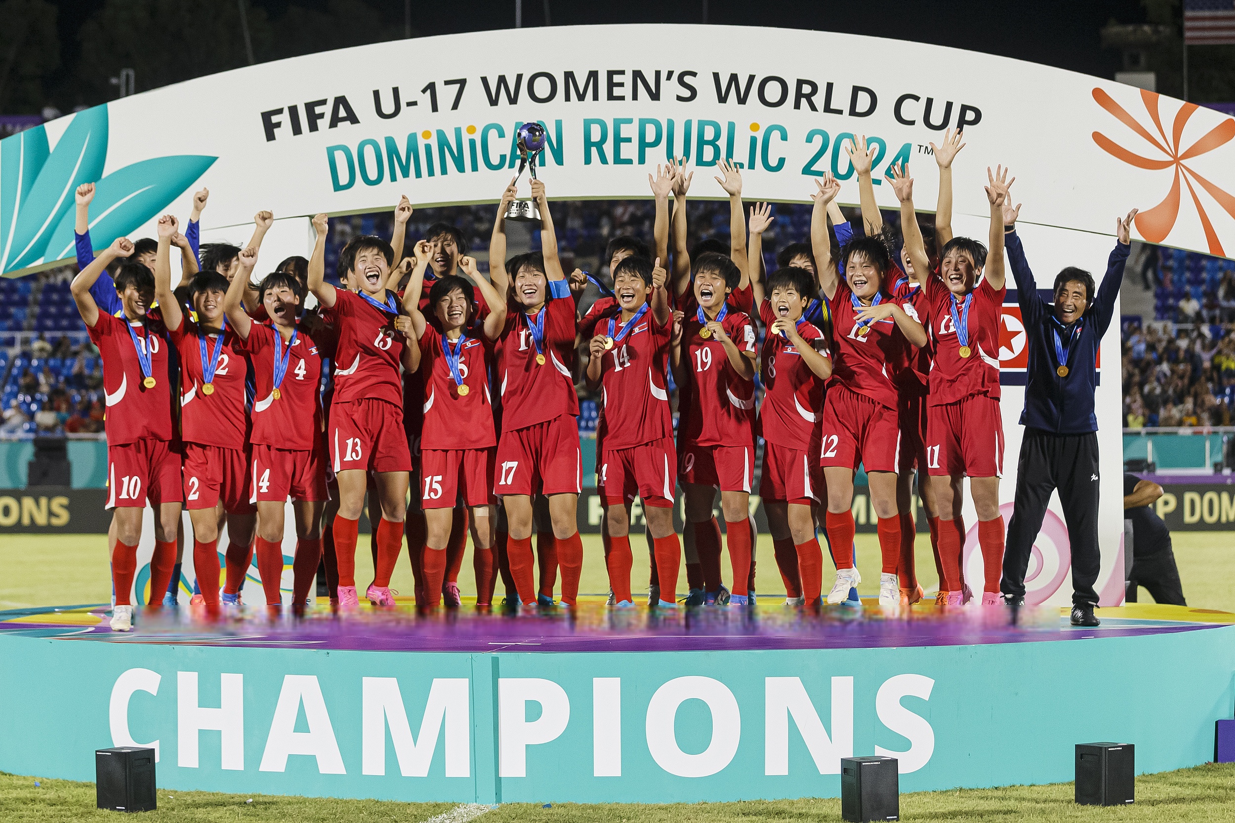 日本女足主场战胜荷兰晋级世界杯决赛 日本女足主场战胜荷兰晋级世界杯决赛