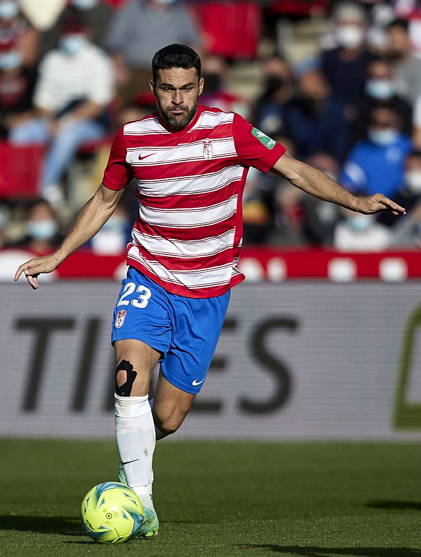 关于巴伦西亚客场逆袭,反超榜首位置的信息 关于巴伦西亚客场逆袭,反超榜首位置的信息