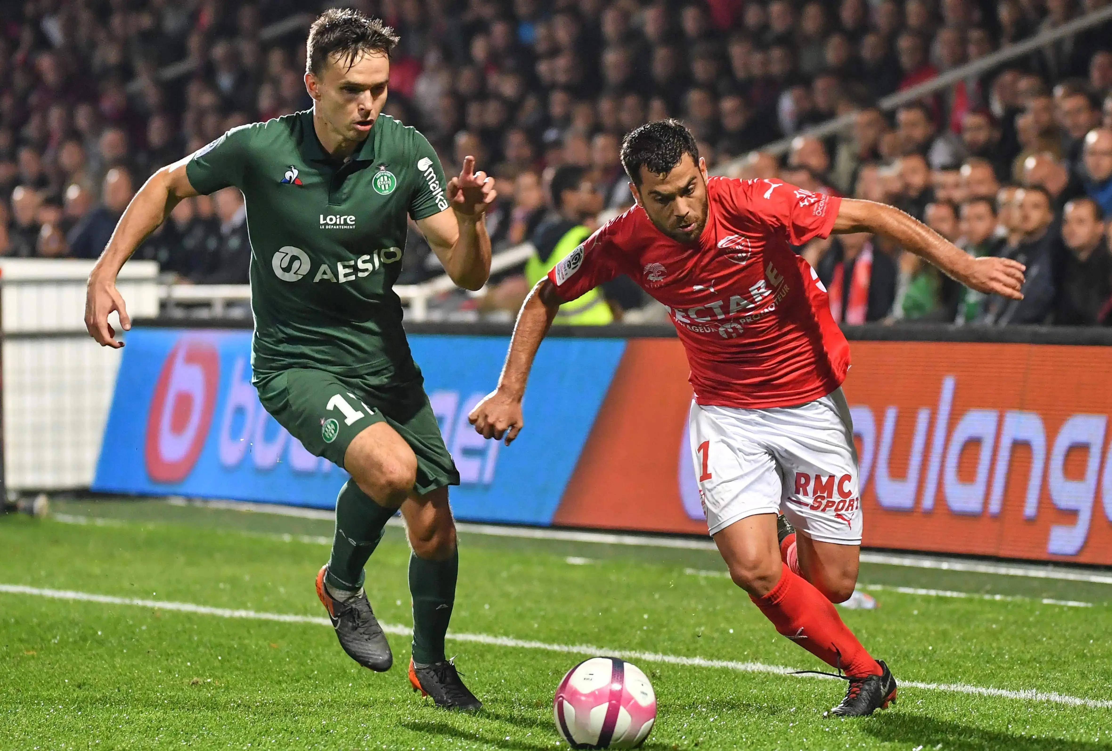 关于兰斯主场失利,近期表现不佳的信息 关于兰斯主场失利,近期表现不佳的信息