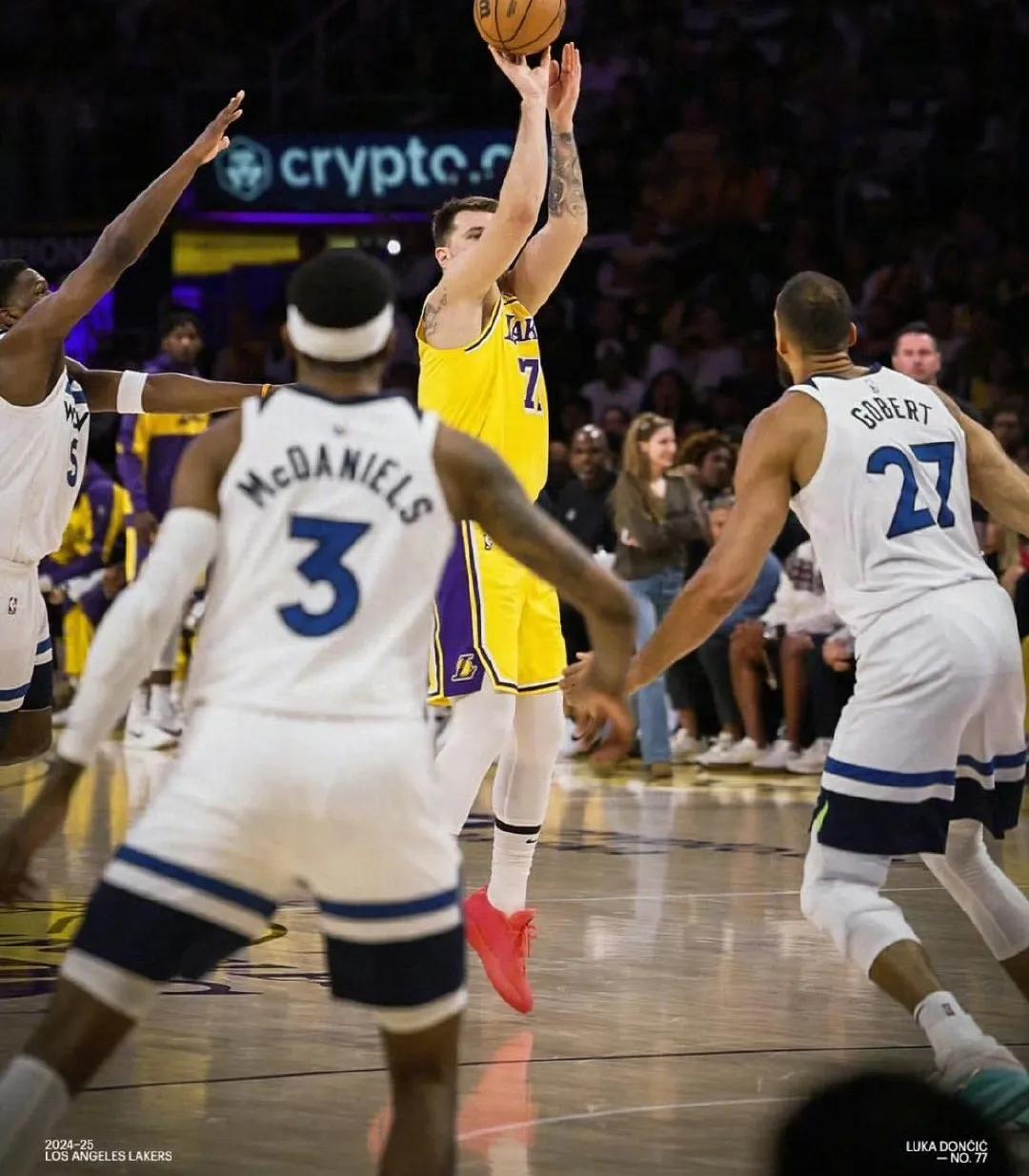 关于湖人客场击败森林狼,领先优势扩大的信息 关于湖人客场击败森林狼,领先优势扩大的信息