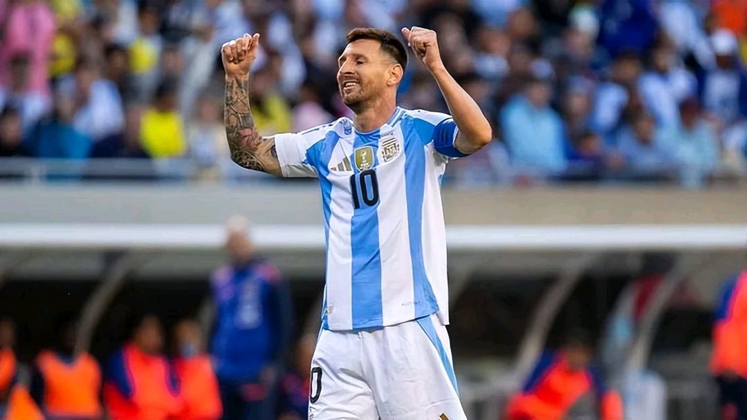 梅西领衔阿根廷国家队出征美洲杯,球迷期待巴黎新王联袂破门的简单介绍 梅西领衔阿根廷国家队出征美洲杯,球迷期待巴黎新王联袂破门的简单介绍