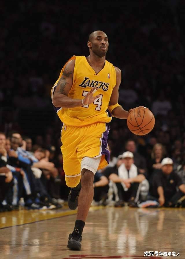 湖人胜骑士,科比表现出色 湖人胜骑士,科比表现出色