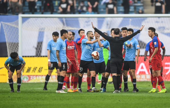 大连一方客场战平,守住不败 大连一方客场战平,守住不败