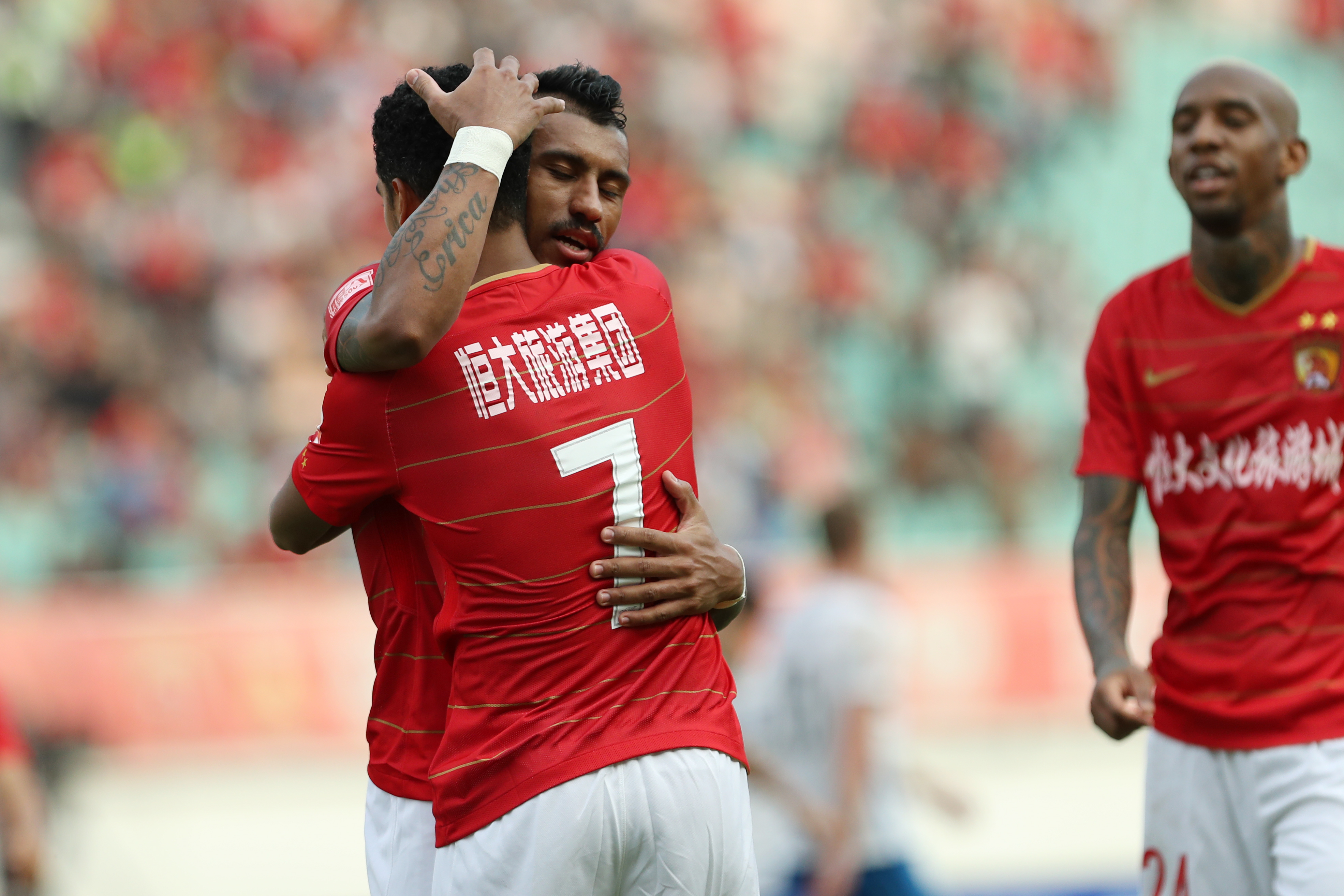 广州恒大淘宝不敌天津泰达,遭遇本赛季首场失利 广州恒大淘宝不敌天津泰达,遭遇本赛季首场失利