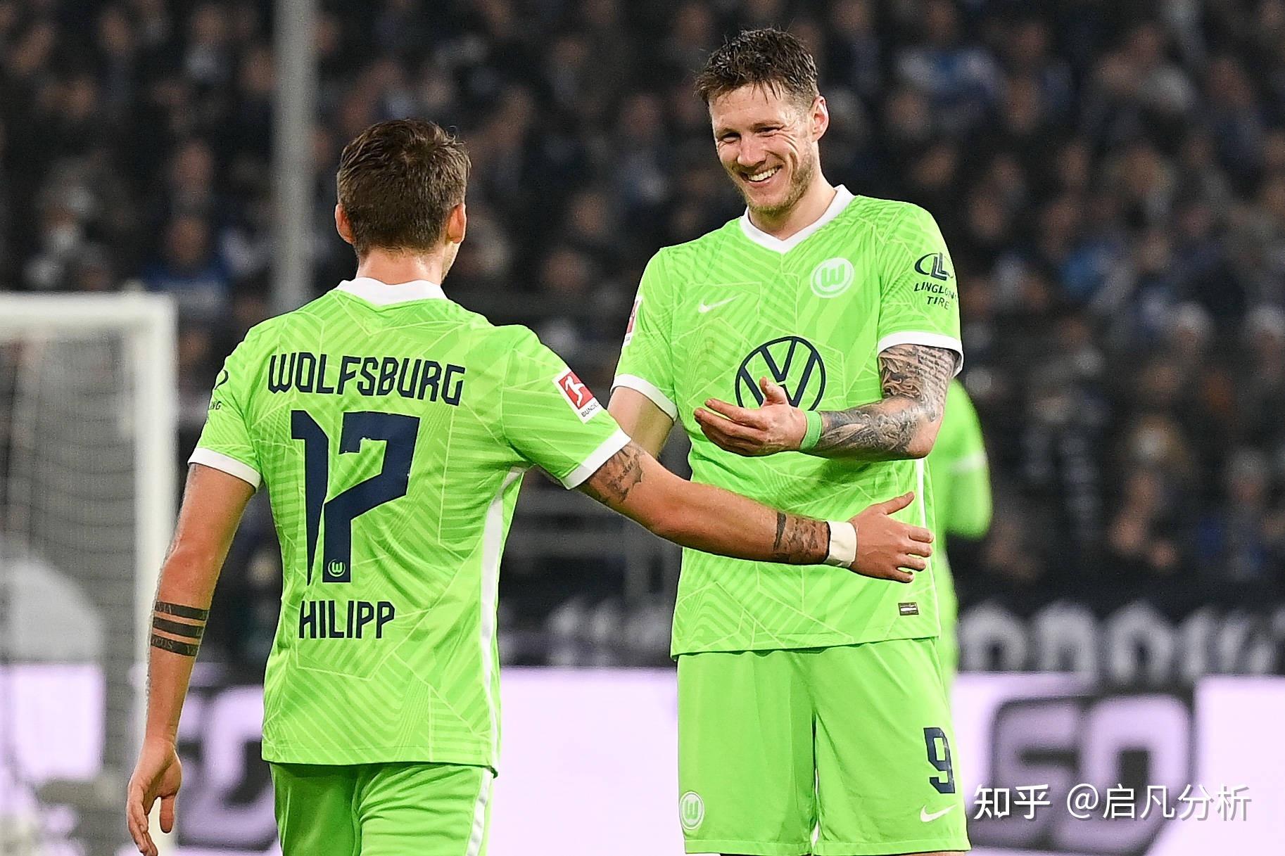 弗莱堡绝杀沃尔夫斯堡迎来胜利,球迷沸腾兴奋不已 弗莱堡绝杀沃尔夫斯堡迎来胜利,球迷沸腾兴奋不已