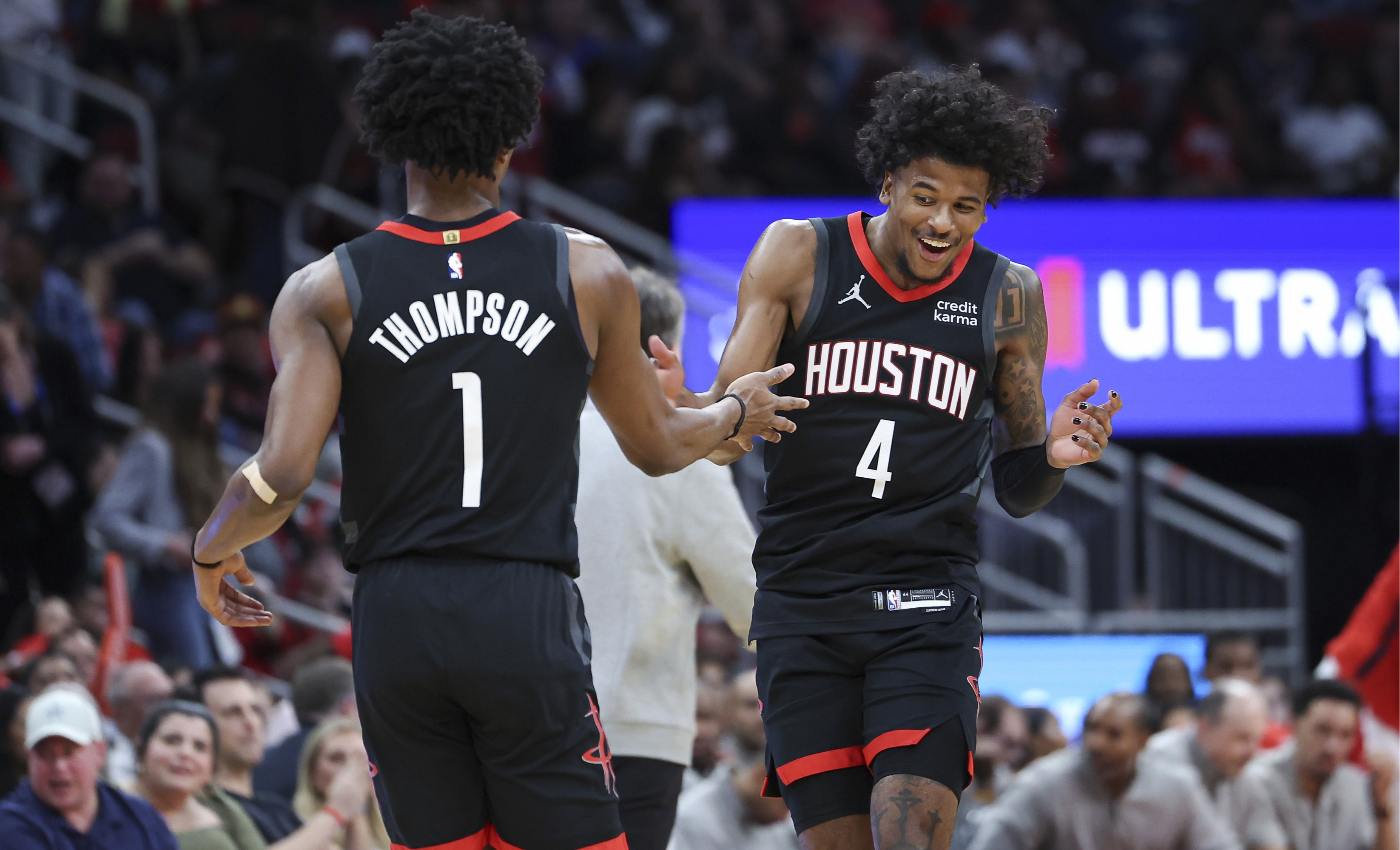 火箭险胜凯尔特人，吉尔伯特出色