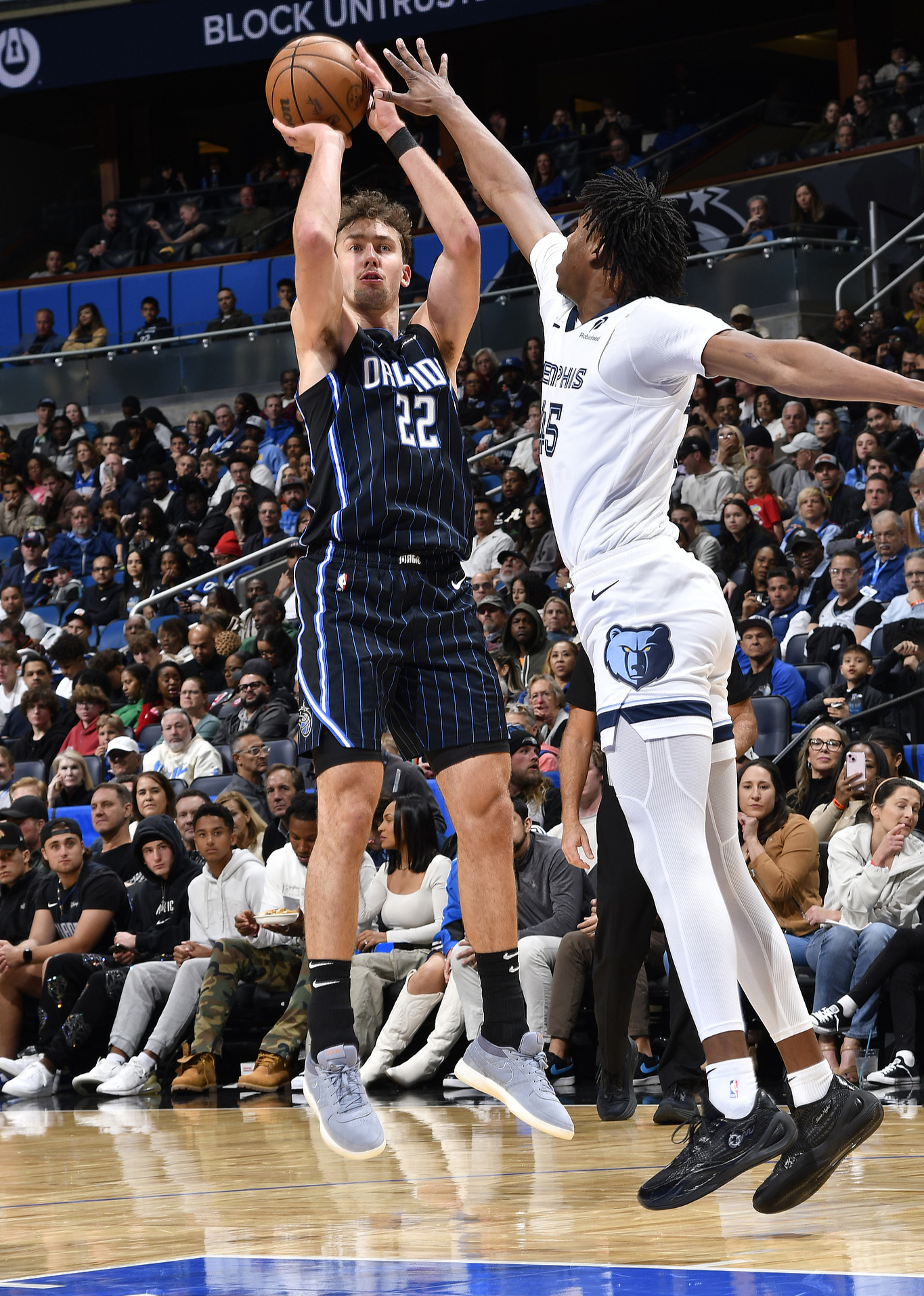 灰熊主场大胜老鹰,晋级东部半决赛 灰熊主场大胜老鹰,晋级东部半决赛